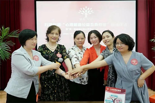 一堆银行去年四季度猛干 全年业绩显著优化!2025年营收变量是什么?