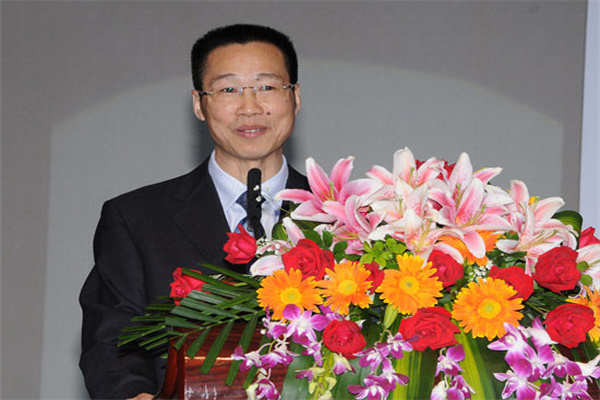 互联网是种彻底的噪音，记者是记录真相还是噪音？